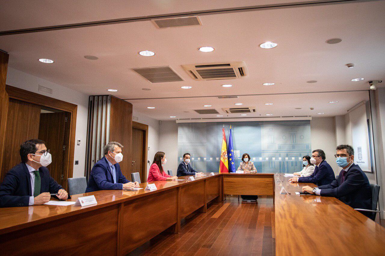 Moncloa busca el pacto con el PP en el foro de reconstrucción tras el acercamiento a Cs