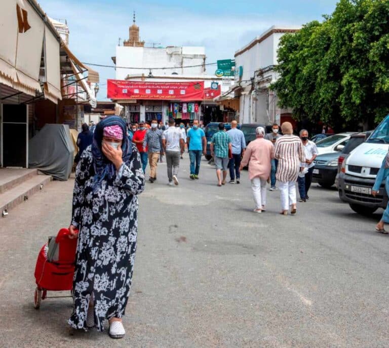 Europa veta a EEUU pero abre sus fronteras a países en plena escalada de contagios