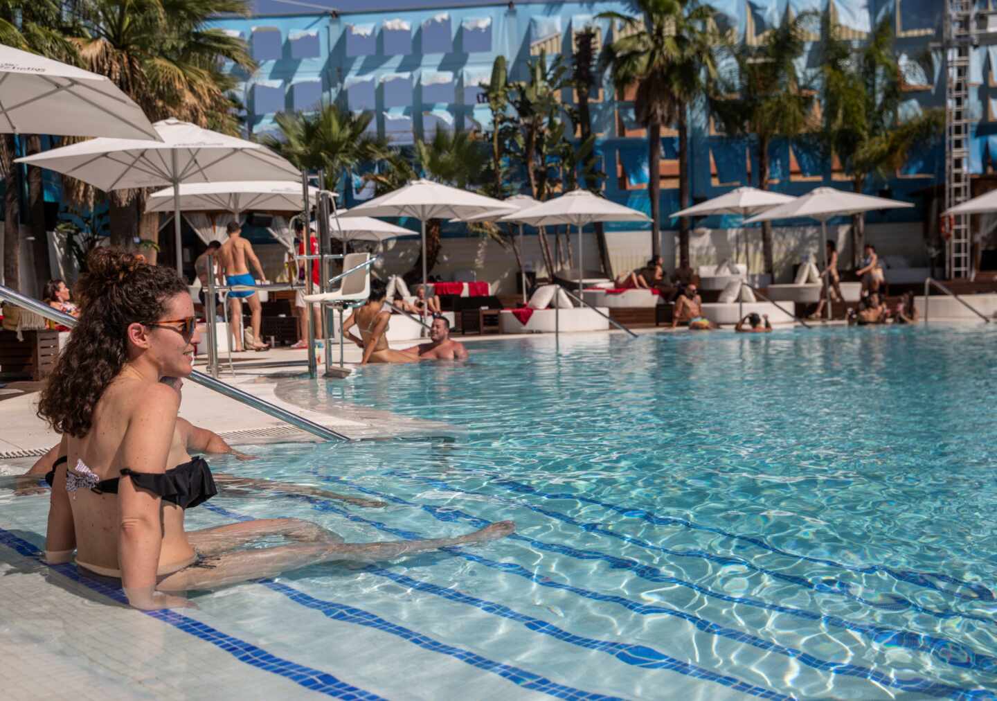 Instituto Coordenadas ve "una alarma innecesaria" en las restricciones al aforo de piscinas comunitarias