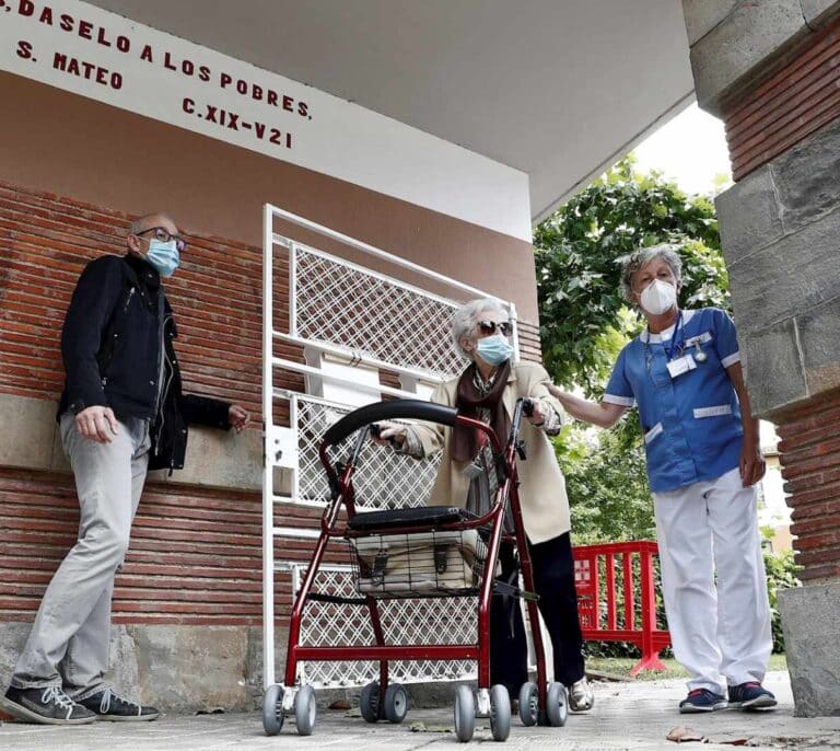 Ni hogares, ni hospitales: el futuro de las residencias tras la pandemia