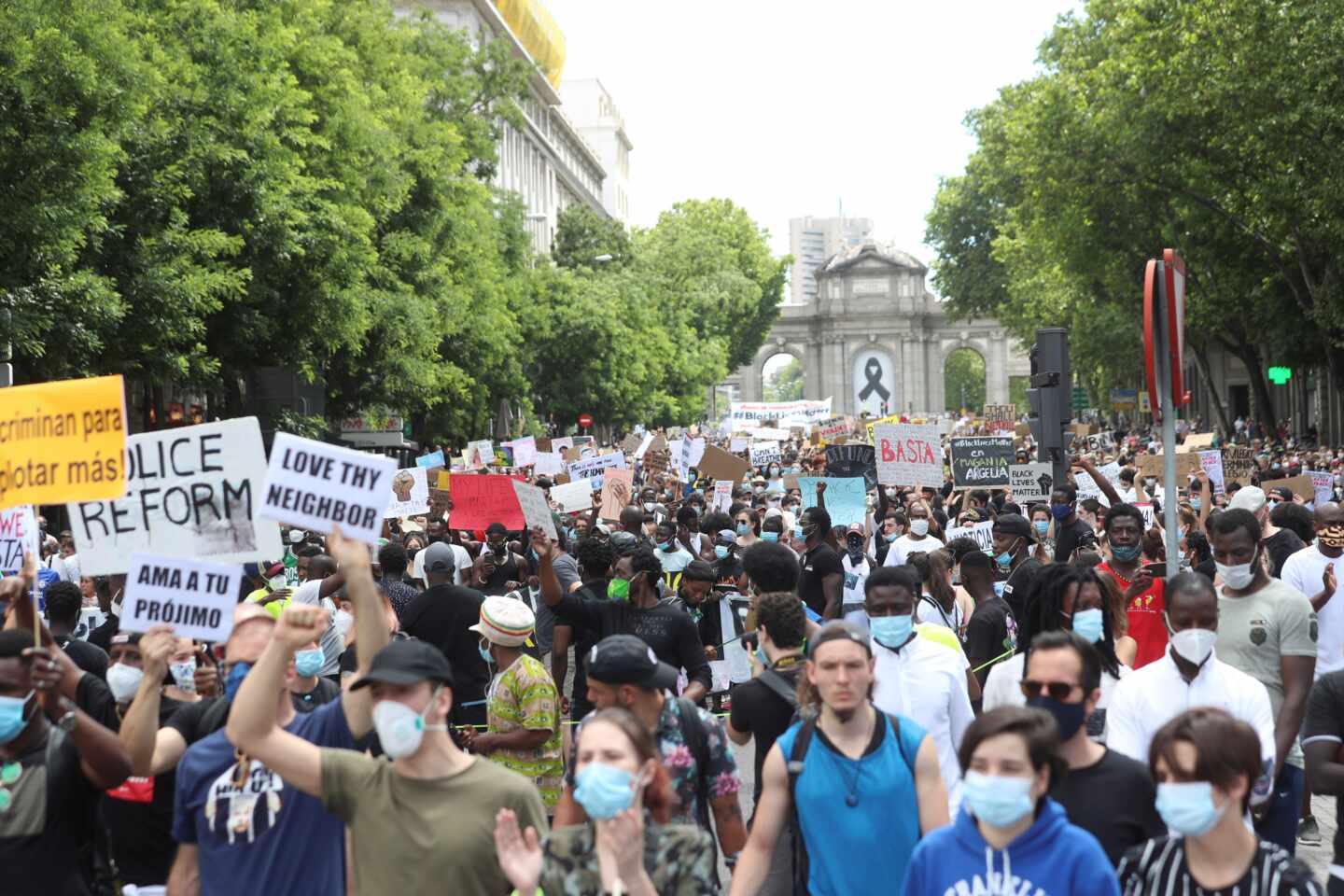 Ayuso cree que la manifestación contra el racismo en Madrid estuvo "completamente descontrolada"