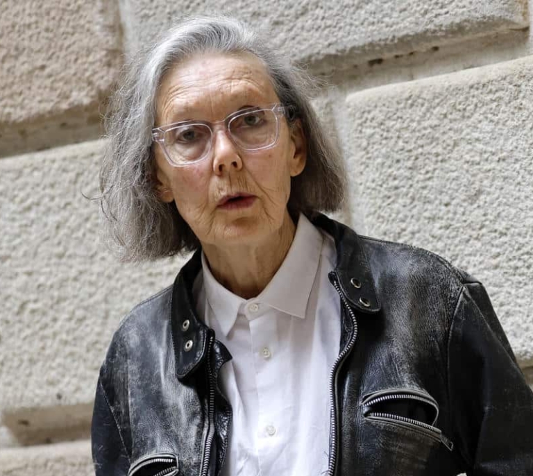 Los cinco libros que debes leer de Anne Carson