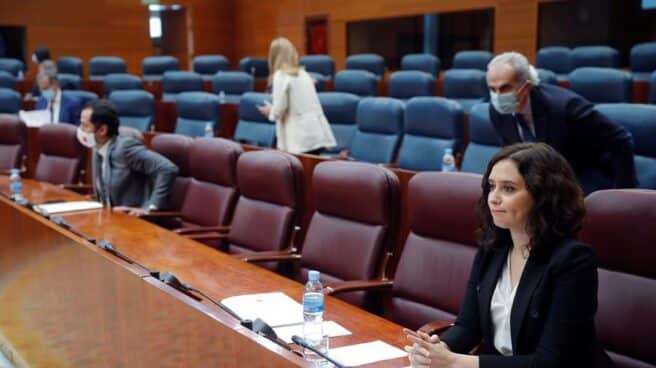 La presidenta de la Comunidad de Madrid, Isabel Díaz Ayuso, en la Asamblea de Madrid.