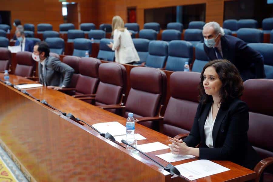 La presidenta de la Comunidad de Madrid, Isabel Díaz Ayuso, en la Asamblea de Madrid.