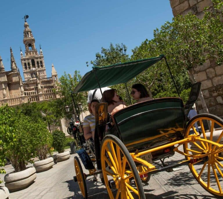 España sólo pondrá restricciones al turismo si la incidencia actual del virus se multiplica por 100
