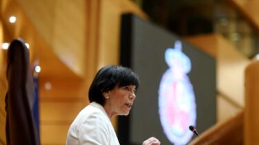 Celaá defiende la educación afectivo-sexual para que no se tenga que aprender "en películas o en Twitter"