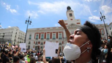 Miles de personas se manifiestan en España contra el racismo