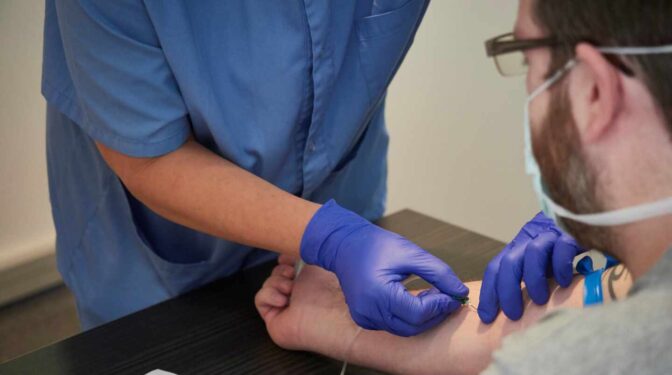 ¿Qué analizan los test serológicos? Descubre cómo saber si has pasado la Covid-19 sin saberlo 