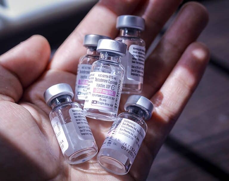 Envasar la vacuna, el otro obstáculo para la distribución de la cura contra la COVID-19