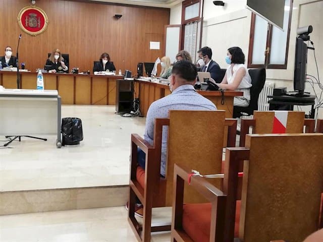 11 años de cárcel para un hombre que apuñaló a una menor en las fiestas de Artà (Mallorca)