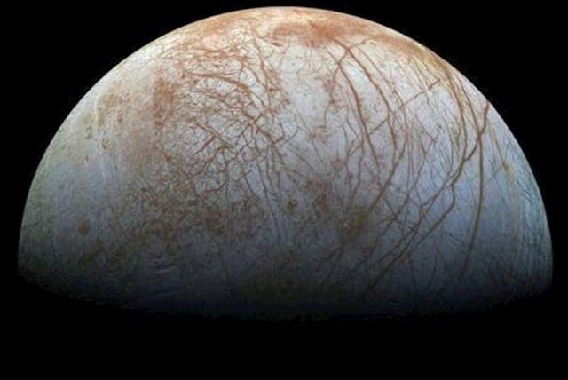 Nuevo estudio respalda que Europa, la luna de Júpiter, podría ser habitable