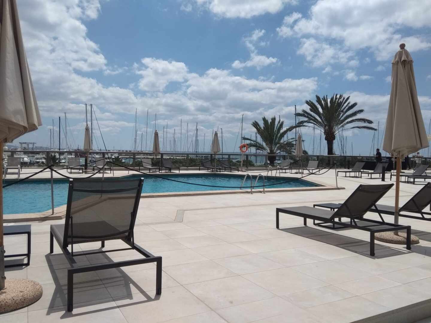 Piscina de un hotel.