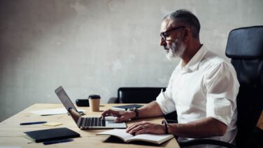 Los empleados de más de 50 años, esenciales para el impulso económico tras el Covid-19
