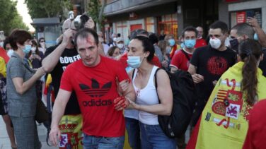 Crisis y crispación, caldo de cultivo de los ultras: "Es su momento"