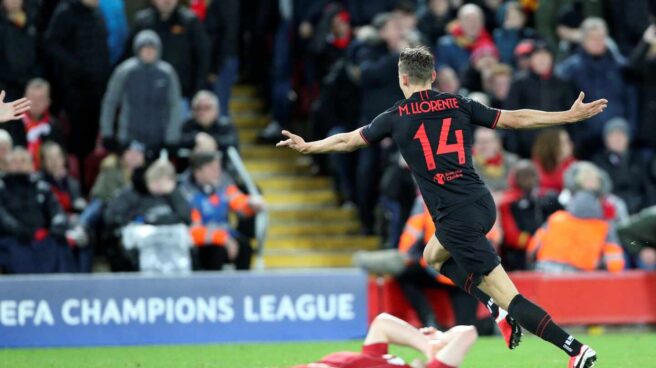 El jugador del Atlético de Madrid Marcos Llorente celebra un gol en la victoria ante el Liverpool en Anfield.