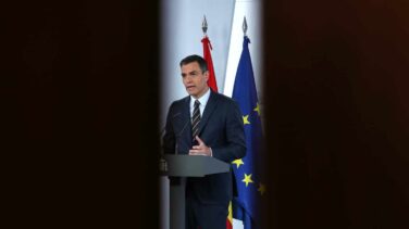 Las eléctricas aprietan a Sánchez para acelerar su ‘megaplán verde’ y crear ya 300.000 empleos