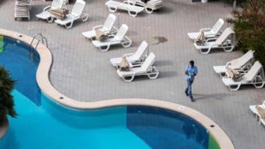 La mitad de empleados de hotel no trabajó este verano: 147.000 empleos menos que hace un año