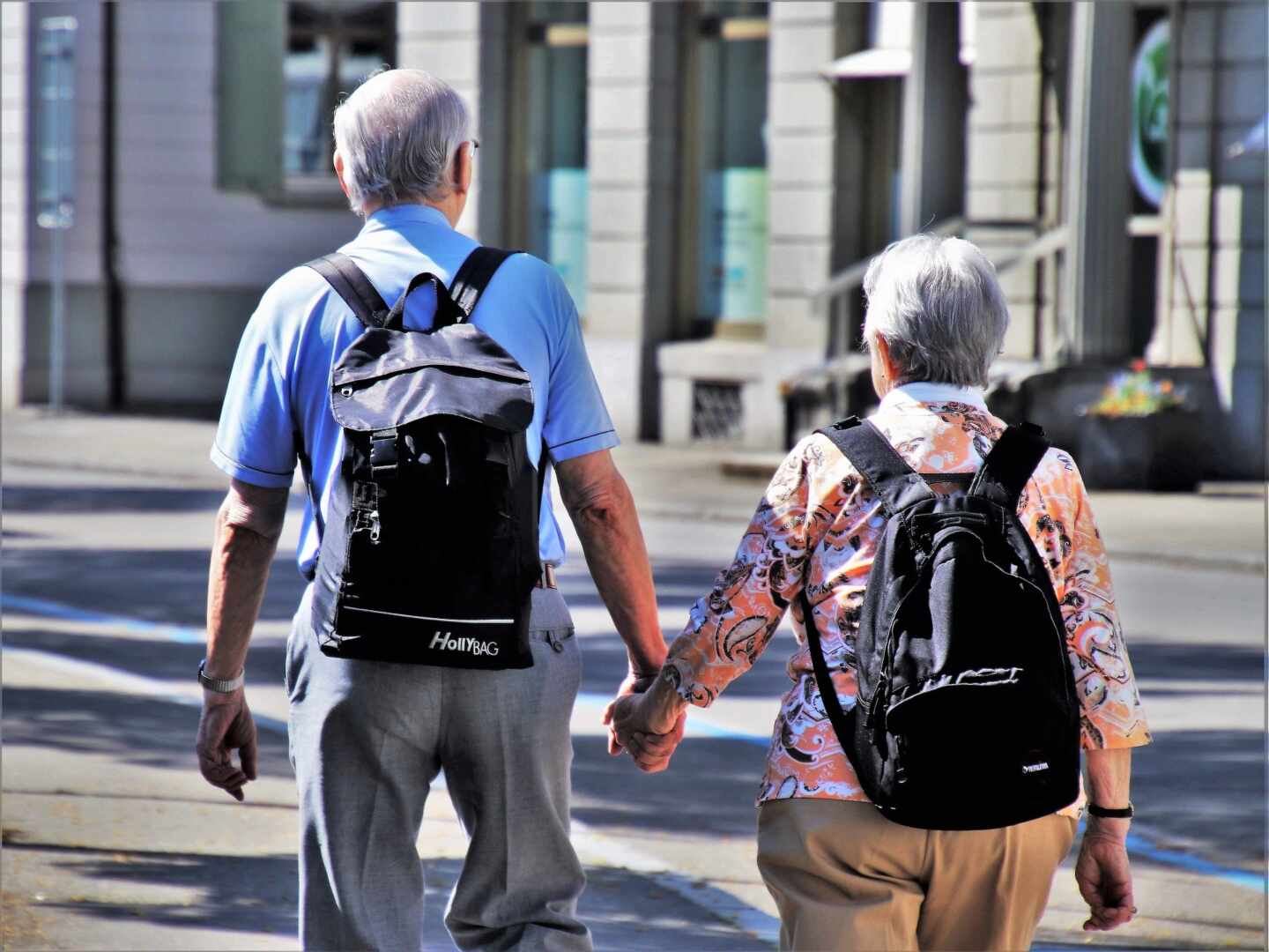 Una pareja de jubilados.