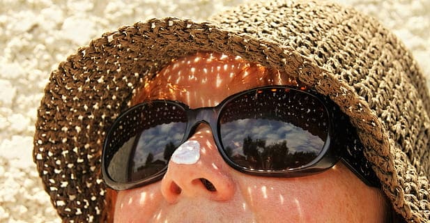 Proteger tu piel frente al sol es más fácil con estos consejos