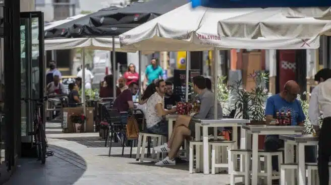 Los hosteleros piden acabar con el teletrabajo para consumir más en restaurantes y bares