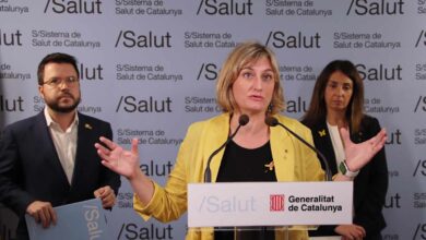 El juez pide al TSJC investigar a la ex consejera Verges por frenar la vacunación de policías y guardias civiles en Cataluña