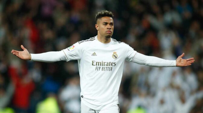 Mariano Díaz, futbolista del Real Madrid, da positivo por coronavirus