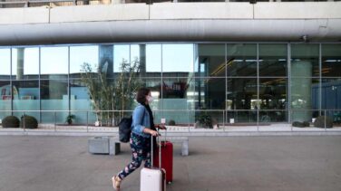 Arrancan los controles en aeropuertos: formulario antes de llegar y fiebre desde 37,5 grados