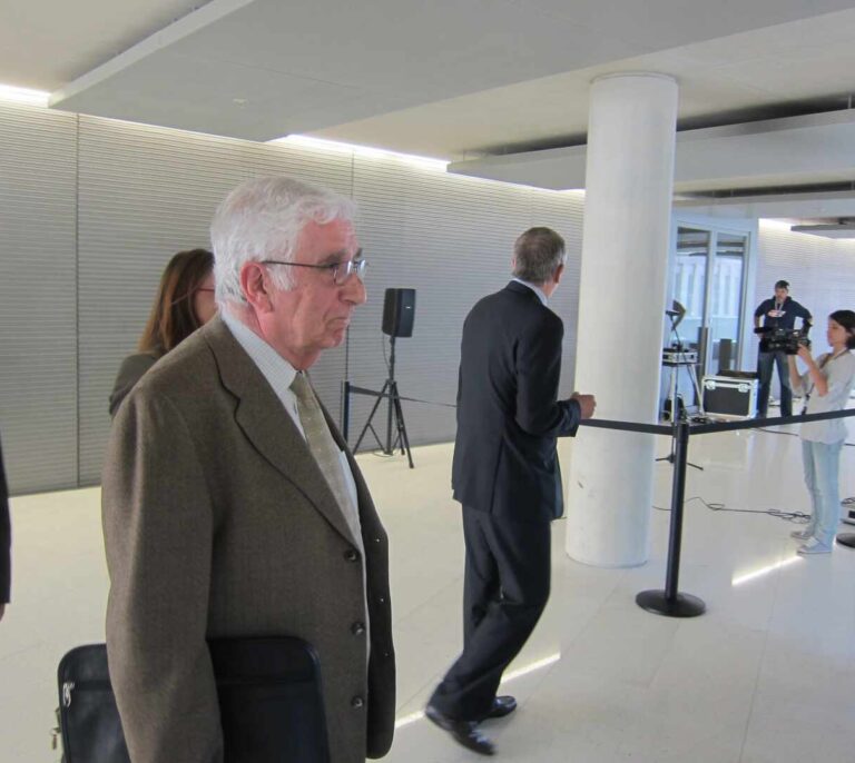 El juez procesa a los ex gerentes de CDC Osácar, Viloca y Gordó por el 3%