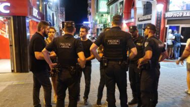 La policía irrumpe una fiesta de 100 personas en Ibiza
