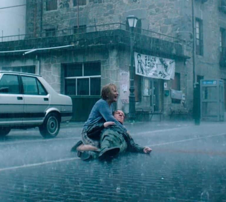 Las series 'Patria' y 'Antidisturbios' se estrenarán en el Festival de Cine de San Sebastián
