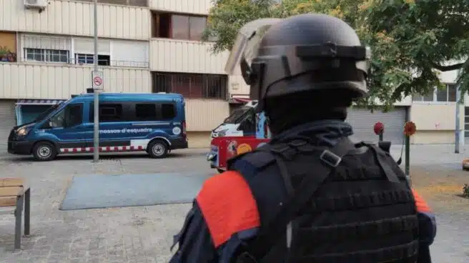 Detenida en Barcelona por morder el dedo a una mujer y tragárselo durante una pelea
