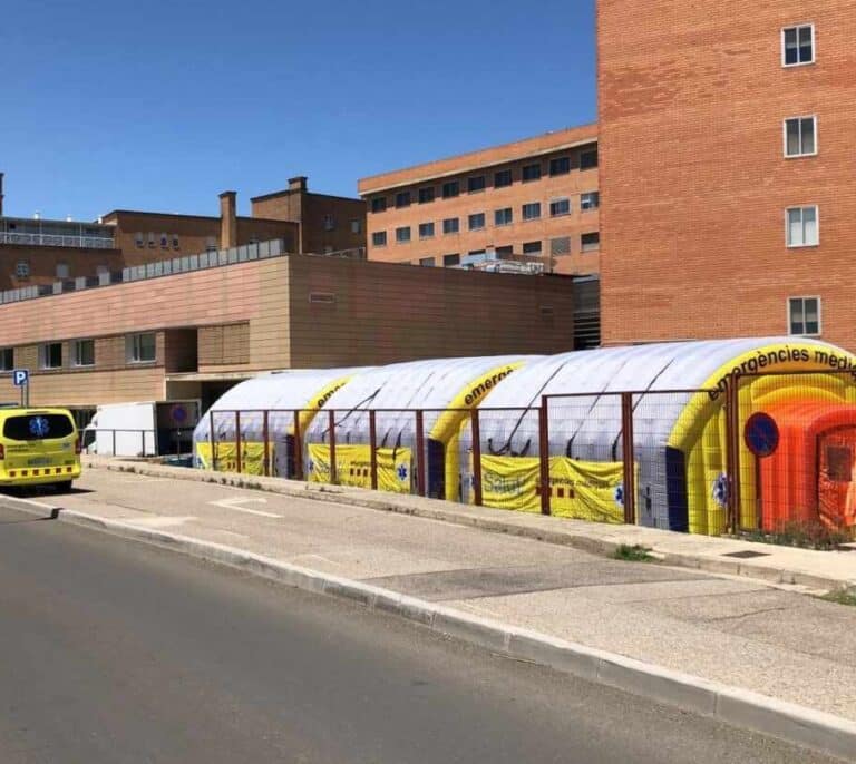 Instalan un hospital de campaña en Lleida para dar respuesta a nuevos brotes