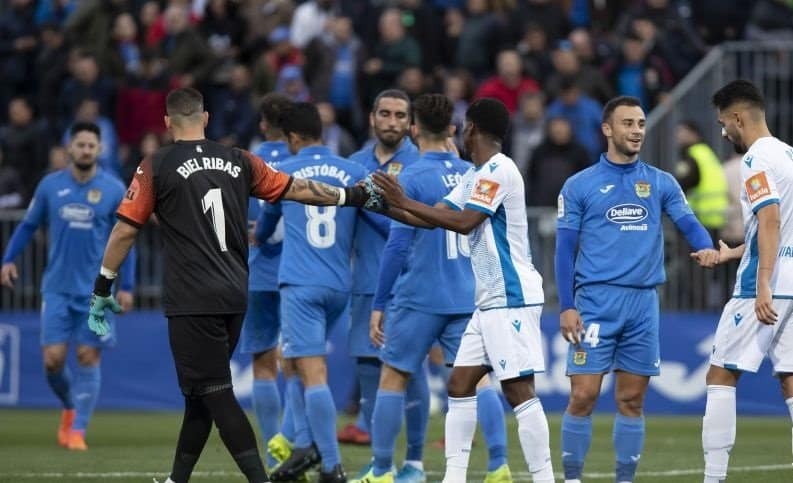 Un jugador del Fuenlabrada, hospitalizado en A Coruña "por precaución"