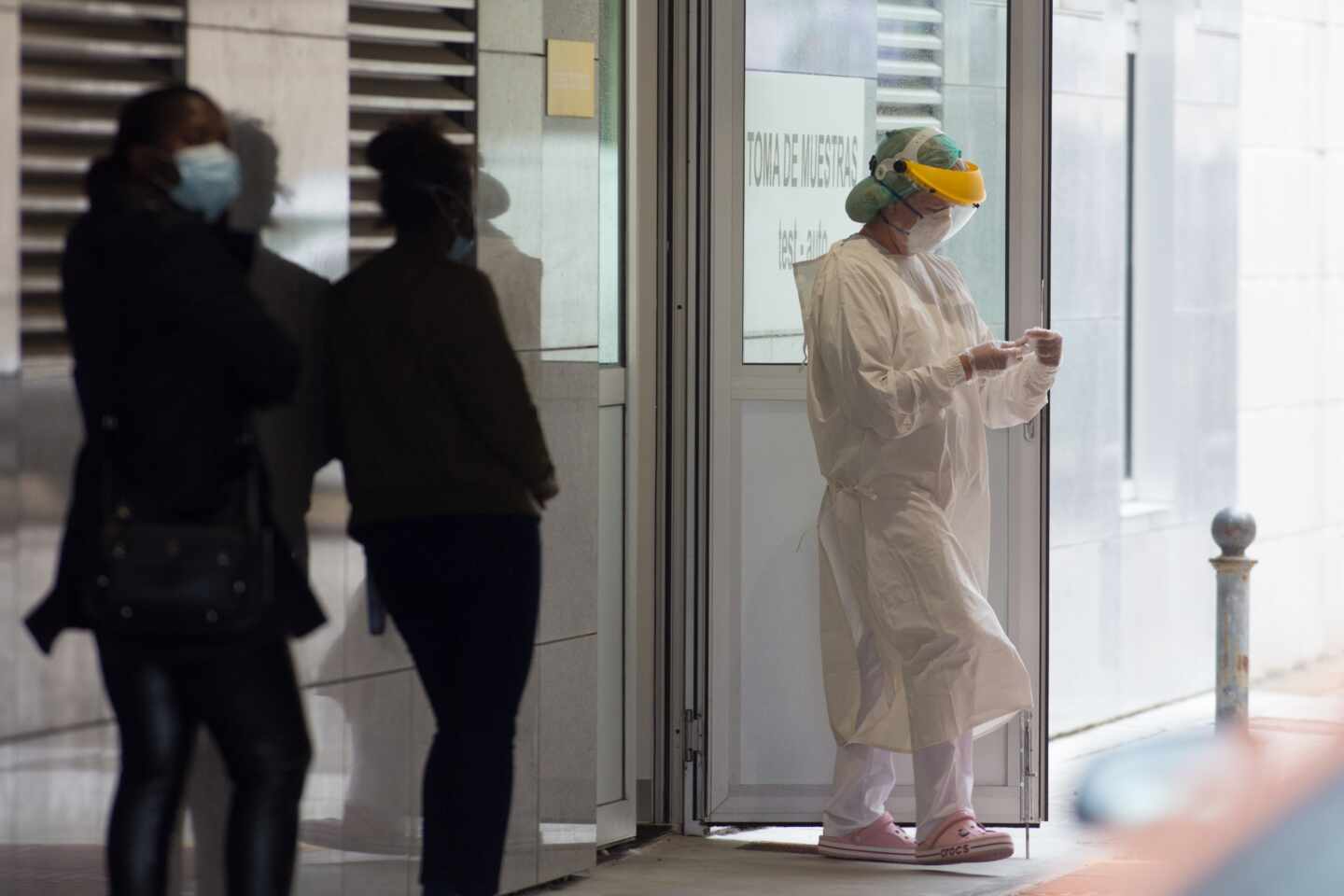 España registra 257 nuevos contagios en 24 horas, la cifra más alta en los últimos 40 días