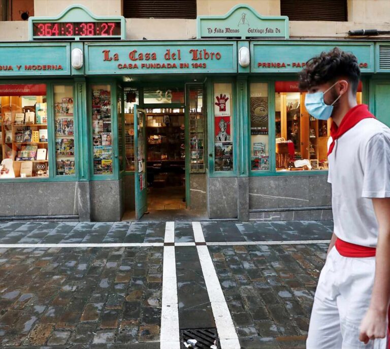 Andalucía, Aragón, Navarra y La Rioja se suman a la mascarilla obligatoria