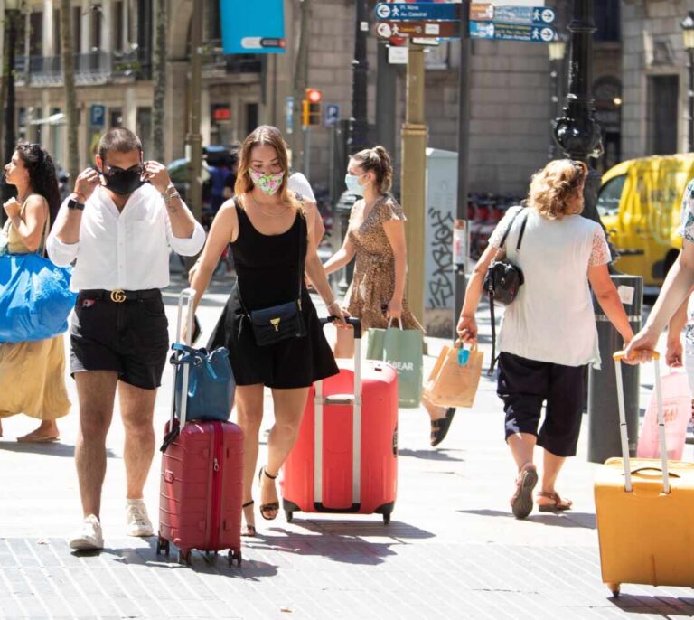 Cataluña registra un nuevo pico de contagios: 1.788 más en 24 horas