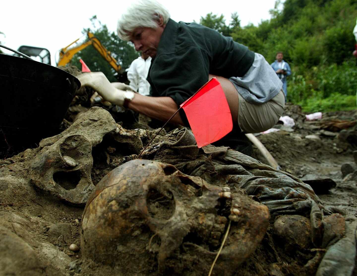 Srebrenica-fosa común