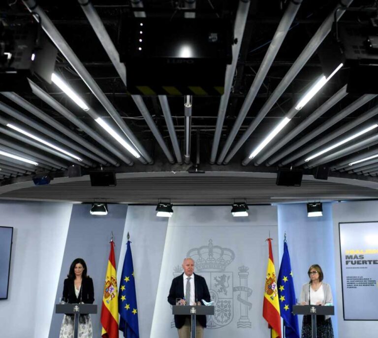 Sanidad pide "prudencia": el 14% de los inmunizados pierde los anticuerpos