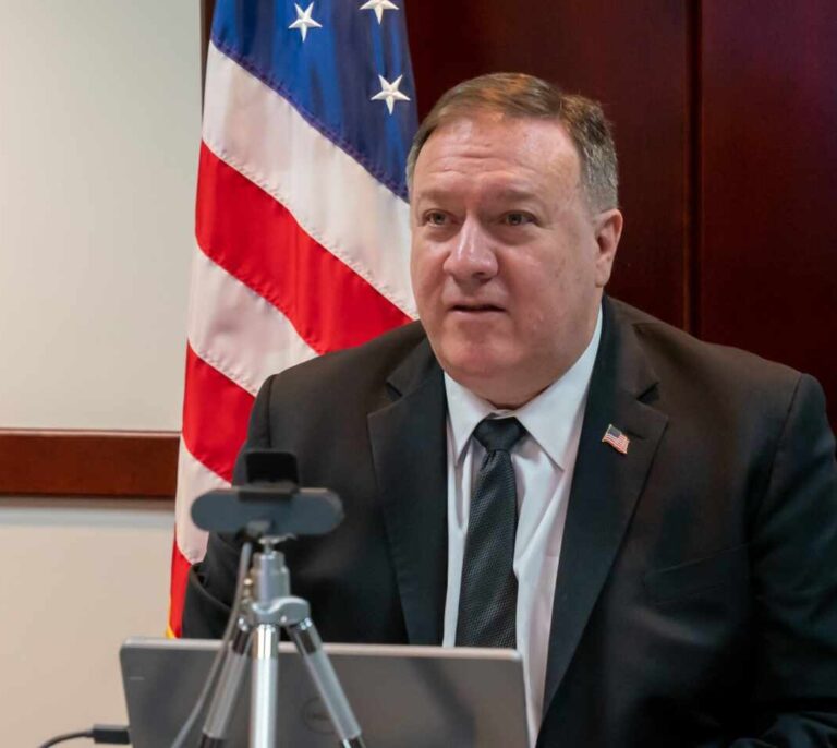 El secretario de Estado de EEUU presiona a España para que vete a Huawei