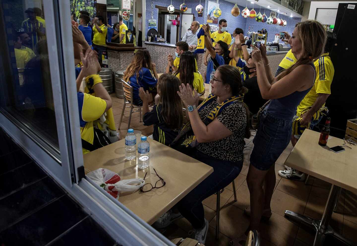 La Policía defiende su despliegue en la concentración de aficionados del Cádiz