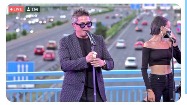 Alejandro Sanz, en la M-30.