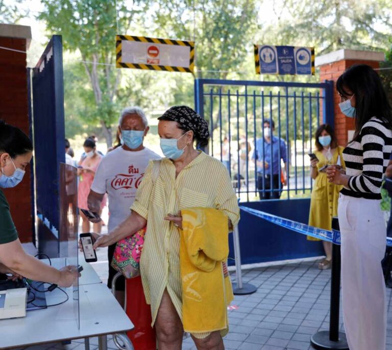Sanidad informa de un repunte de contagios: 149 más en 24 horas, casi un tercio en Madrid