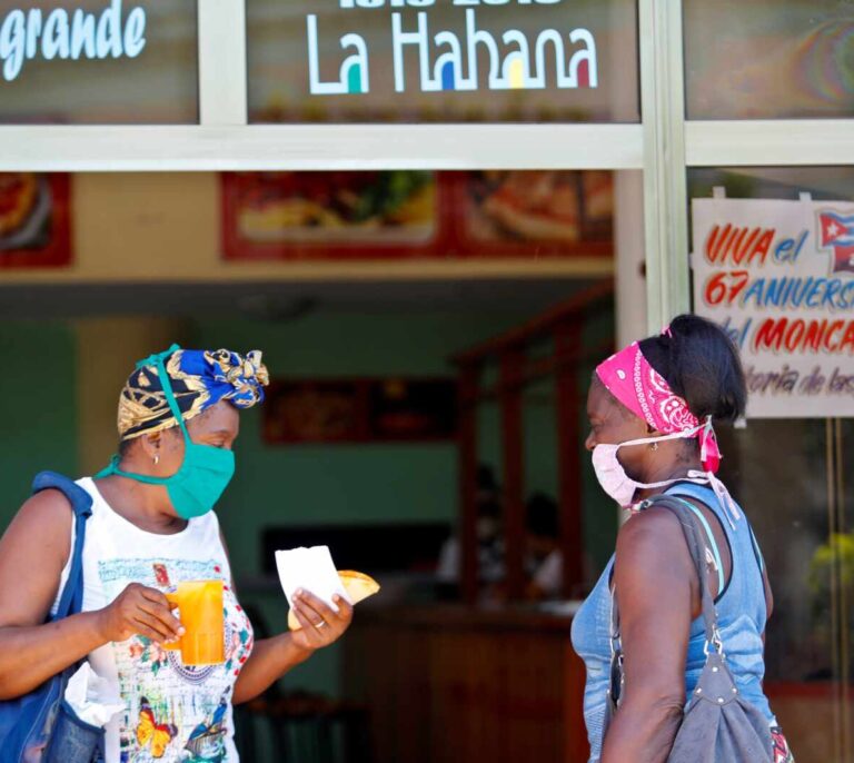 Cuba combate casa a casa el coronavirus