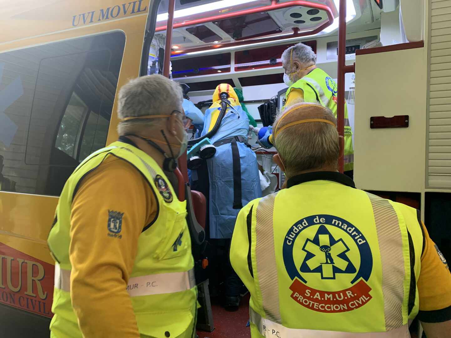 Herido muy grave tras caerse desde el tejado de Atocha y golpear con las vías de tren