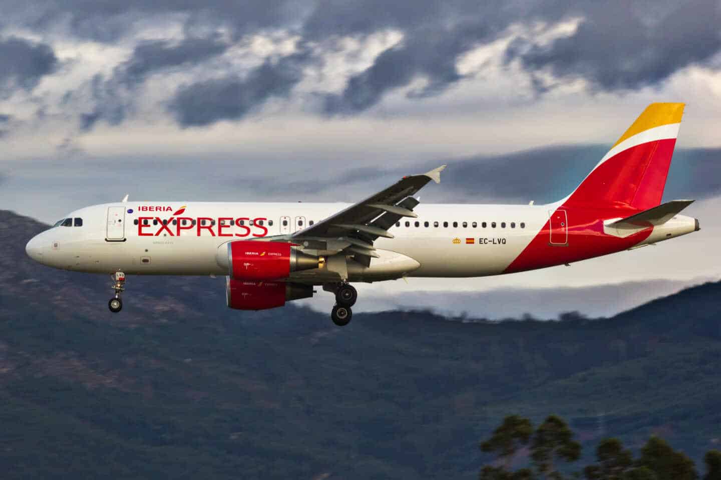 Iberia Express cancela 12 vuelos entre el 28 y el 30 de agosto por la huelga de tripulantes