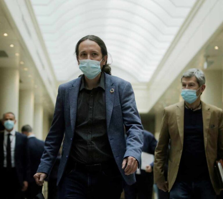 La FAPE ve "gravísimo" que Iglesias justifique los insultos a periodistas