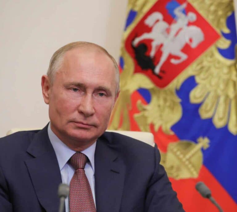 Putin se perpetúa en el poder y cimenta una Rusia a su imagen y semejanza