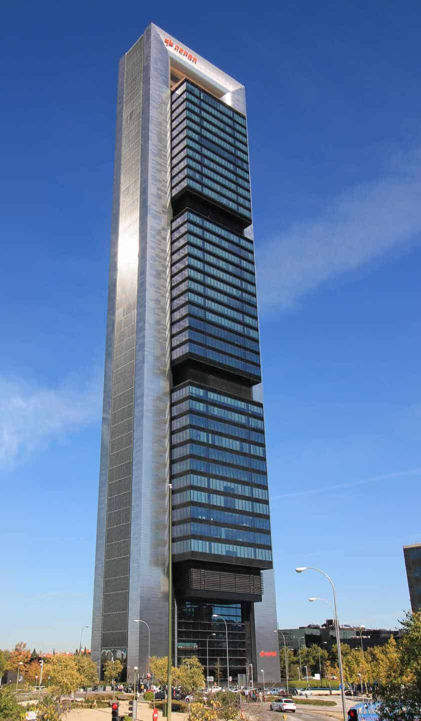 Torre Cepsa, propiedad de Amancio Ortega. 