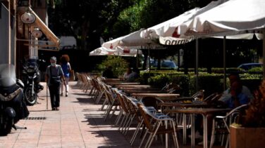 Madrid notifica dos nuevos rebrotes, con 7 positivos, asociados a la actividad laboral y social