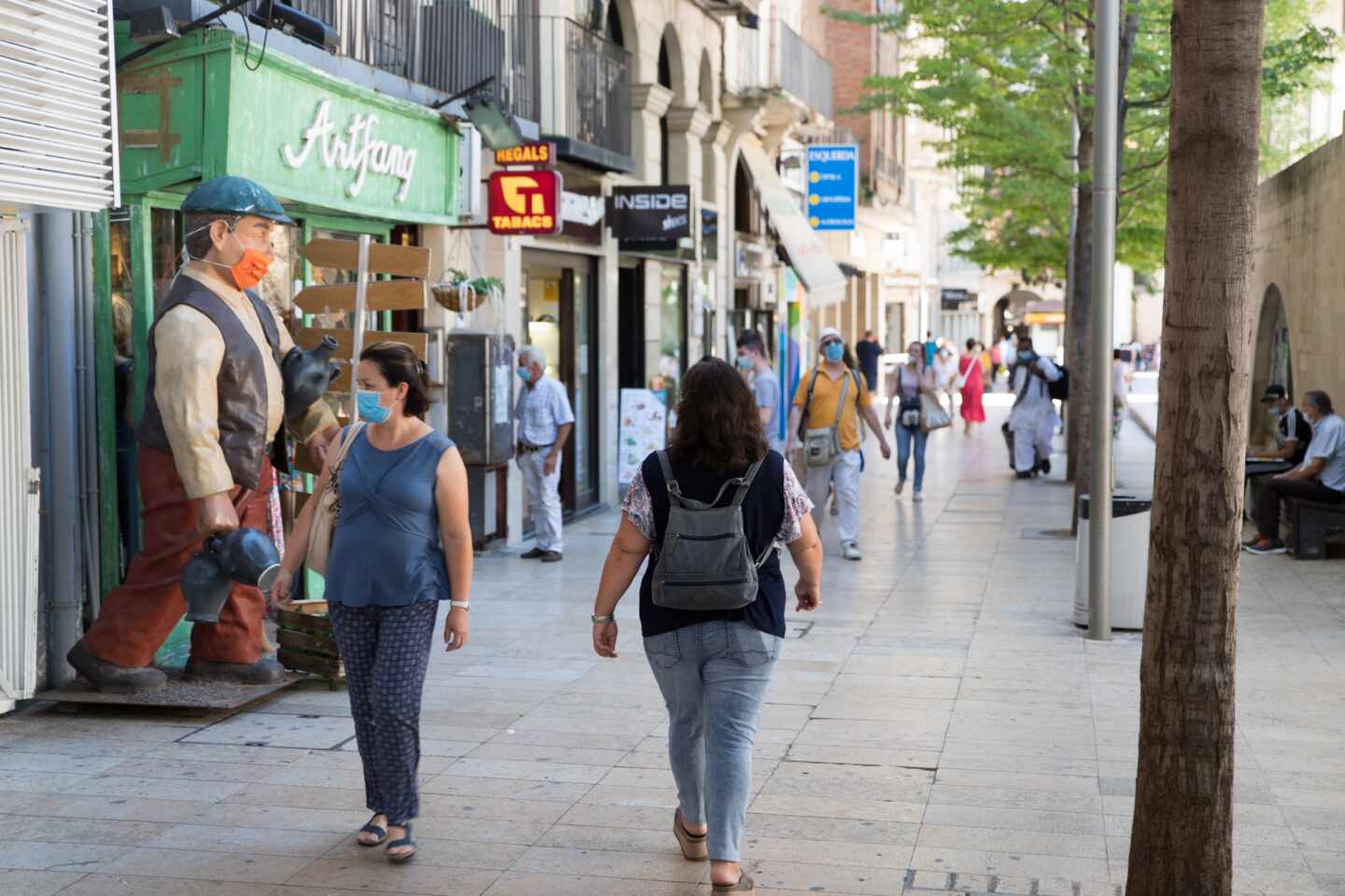 El Govern responde a Simón: "Sería cómico si no fuera por la situación que nos acuse a nosotros de actuar tarde"